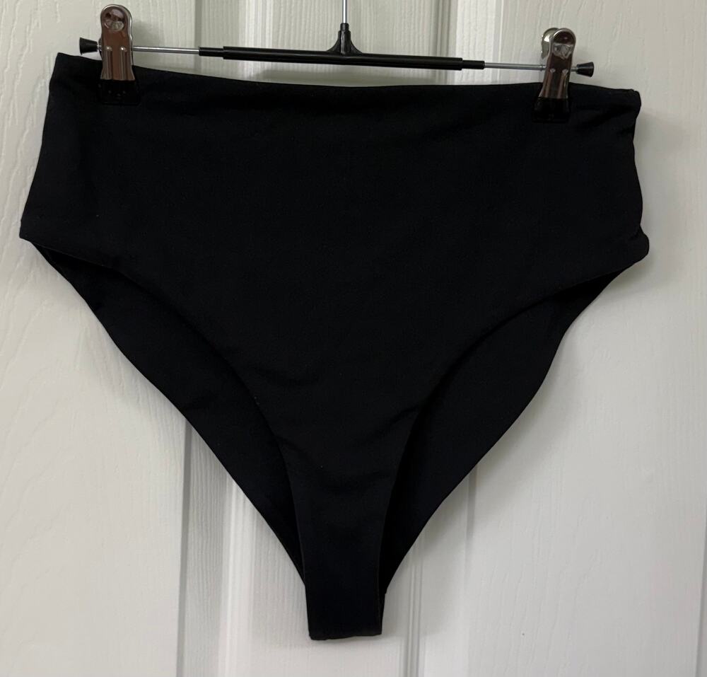 Susana Monaco Med black high rise bikini bottoms swim NWT $118 retail